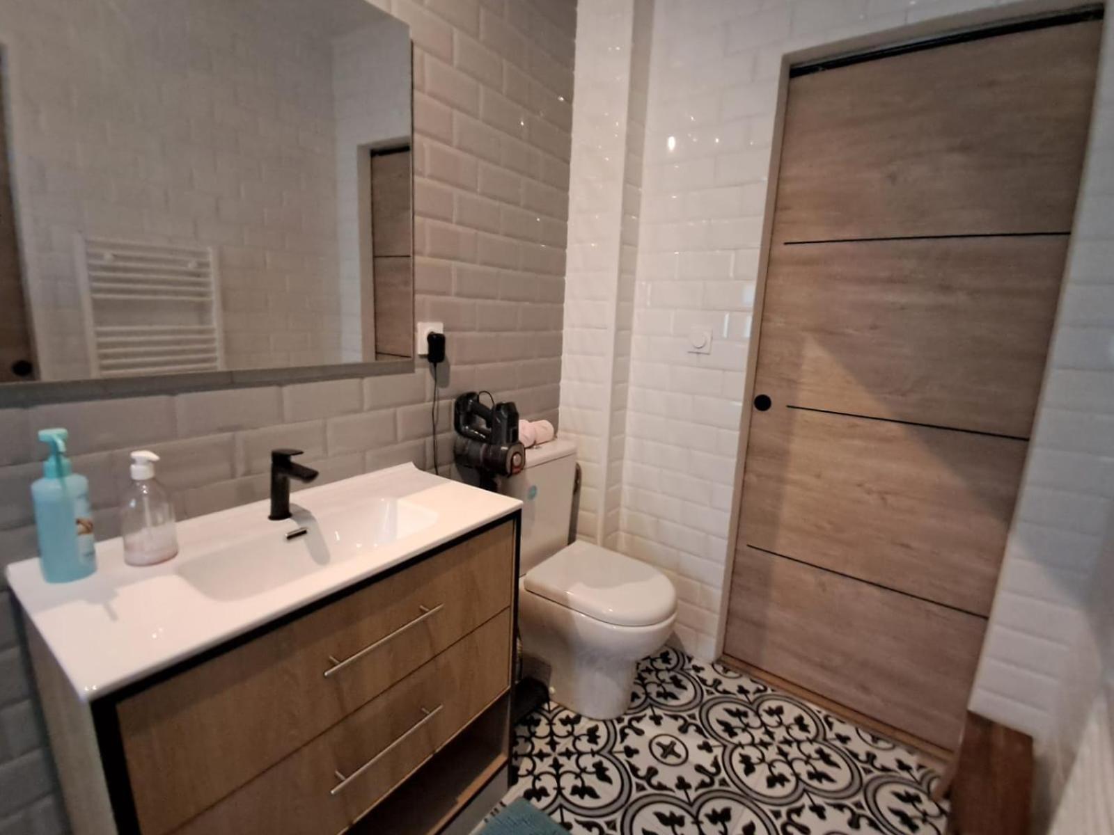 Avignon Pedestrian Area, Charming, 4 Persons Apartment Екстериор снимка